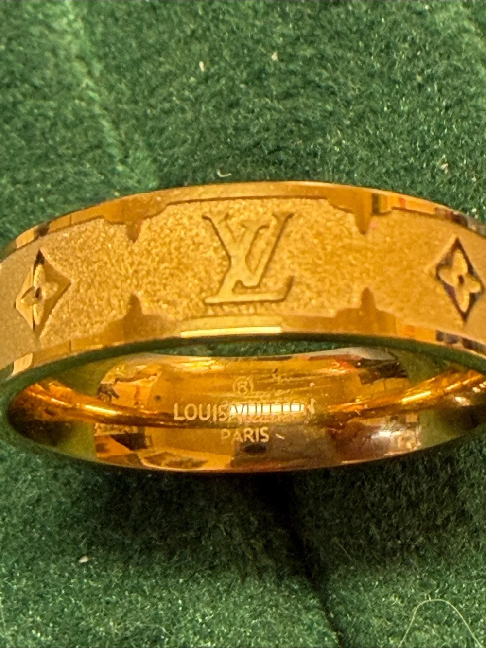 N/A classic gold